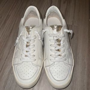 Vintage Havana Sneakers. Size 9